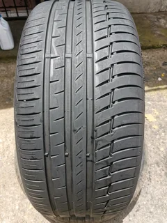 1x 275/40/21 Continental premium contact 6 Runflat like new like n