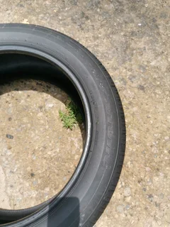 2x 235/55/20 Bridgestone Dueler