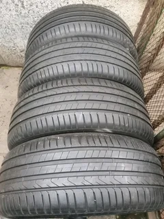 4tyres 245/50/19 Pirelli Cinturato P7 normal Tyres like new