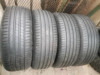 Set 245/50/19 Pirelli Cinturato P7 normal Tyres like new