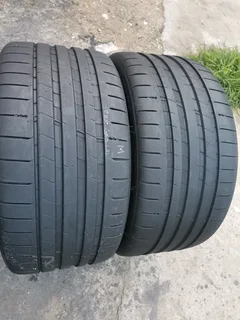 2x 295/30/21 Michelin pilot sport 5S like new