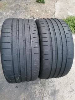 2x 295/30/21 Michelin pilot sport 5S like new