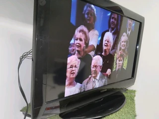 Samsung TV plus Harman Kardon DVD Player