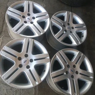 A set of 17inch for FORD Territory 5/114.3 pcd