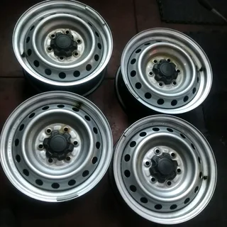 A set of steel rims Ford Bakkie 16inch