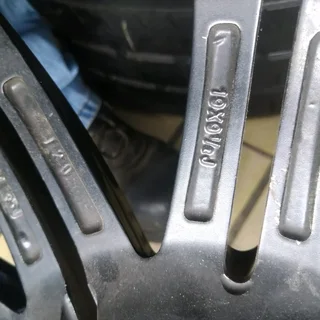 2x 19inch front and back