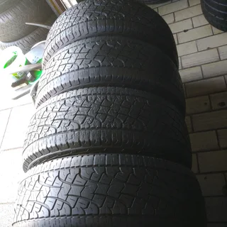 4x255 /55/19 Pirelli Scorpion