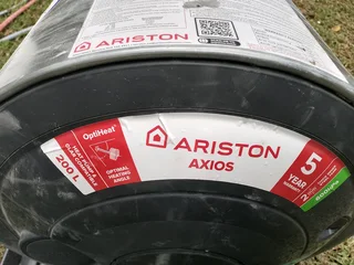 Used 200 litre geyser with geyser tray R5,500 negotiable upon viewing