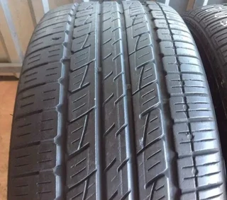 265_50_20x4 Kumho solus