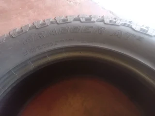 265_60_18x4 GENERAL Grabber At3