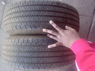215_60_17x2 Apollo Tyres