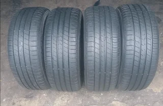 215_50_17x4 Dunlop Tyres