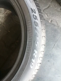 255_45_19x4 PIRELLI SCORPION Verde