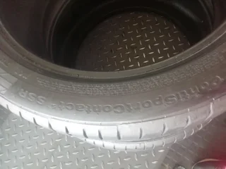 225 _45_18x2  CONTINENTAL Contisportcontact5 SSR