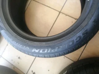 235_55_19X2 PIRELLI SCORPION Verde RUNFLAT