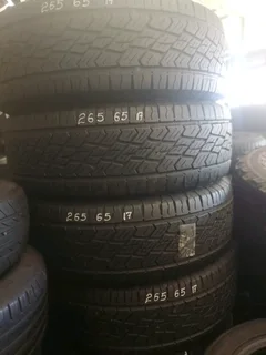 255_70_17x4 Continental Cross Contact