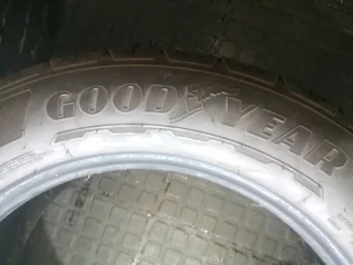 255_55_20x4 GOODYEAR WRANGLER