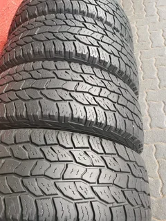 265_70_17x4 COOPER DISCOVERE AT3