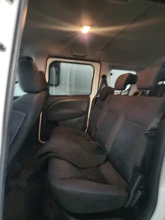 2014 Fiat Doblo 1.6Diesel, Manual, 6 gear, 7 Seater (R64999)