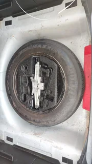 2017 Suzuki Vitara 1.6GLX, Manual, Sunroof, Full Service History (R129000)