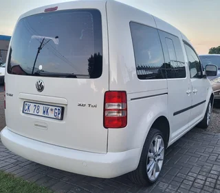 2013 Volkswagen Caddy CrewBus 7 Seater 2.0TDI, FSH, Manual (R124999)