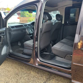 2018 Volkswagen Caddy 1.6i, 7 Seater, manual (R119999)