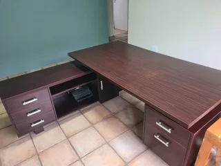 Office desk