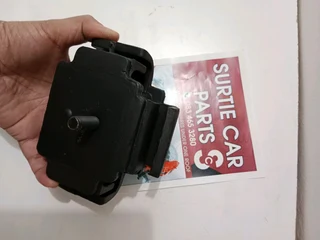 Left hand side engine mounting for sale - land cruiser HJ45 2H