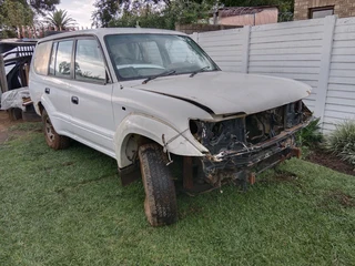 Prado breaking stripping for spares