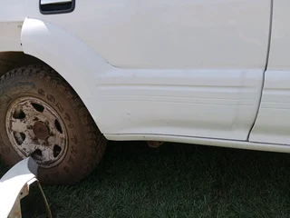 Prado 95 series right rear door moulding for sale