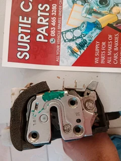 Nissan Navara door locking mechansim for sale