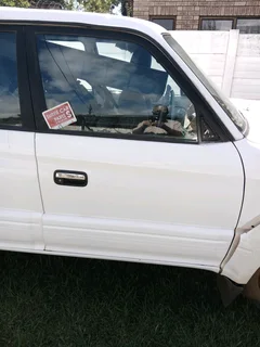 Drivers door right front door for sale Toyota Prado 90 95 series