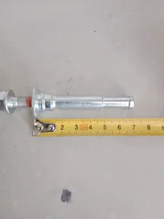 Caliper bolts for sale Hilux D4D