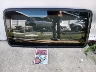 Sunroof glass for sale Land Cruiser 100 series