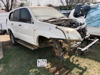 Prado 120 stripping for spares