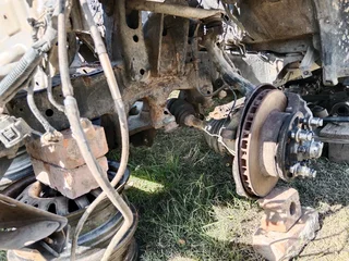 Toyota Land Cruiser 100 series spares for sale (item 14-25)