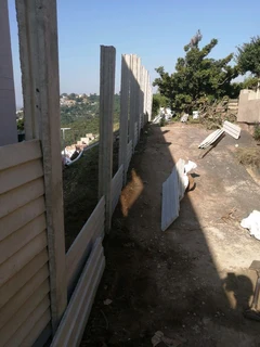 RETAINING WALLS