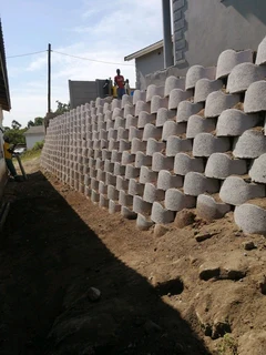 RETAINING WALLS