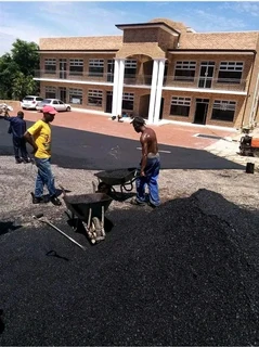 TARRING &amp; RETAINER BLOCKS