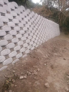 RETAINING WALLS
