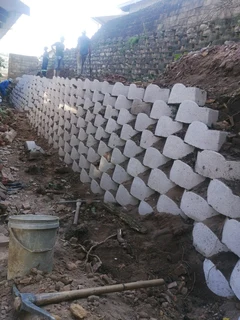 RETAINING WALLS