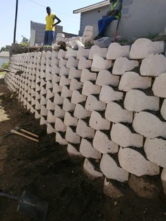 RETAINING WALLS(Gblocks)