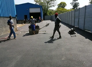 TARRING EXPERT&#39;S