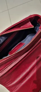 Oliver Vagary Hand bag - A perfect gift