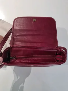 Oliver Vagary Hand bag - A perfect gift