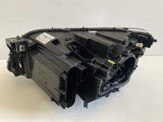 BMW 7 Series F01  F02 adaptive LED headlight