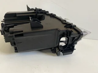 BMW 7 Series F01  F02 adaptive LED headlight