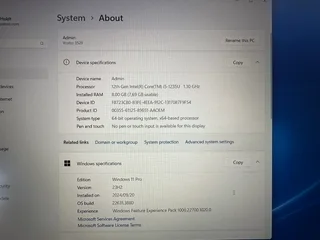 New Dell Vostro 3520 Notebook, 8Gb Ram , 1Tb harddrive, 2x available