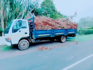 Rubble removal, garden refuse removal, junk removal, unwanted households, rubbish removal