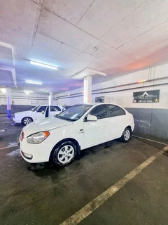 2010 Hyundai Accent 1.6 CVVT 16 Valve - Excellent Condition and Fuel Efficient!